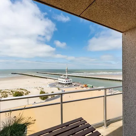 App Met Adembenemende Skyline Zeezichten - 4 Pers Appartement *