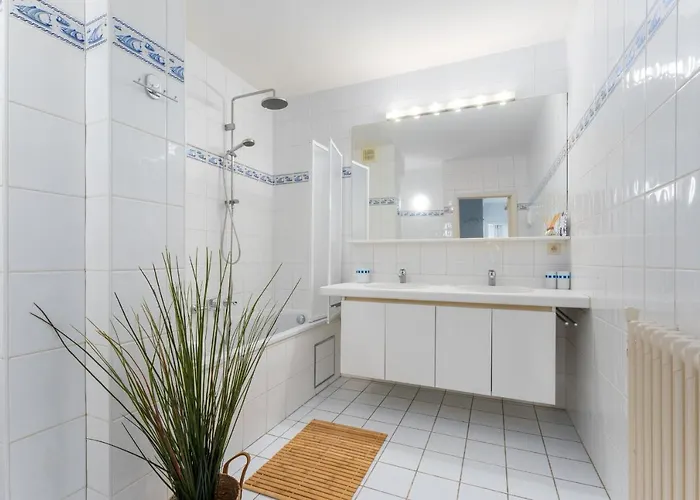 Appartement App Met Adembenemende Skyline Zeezichten - 4 Pers *